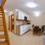 Apartmanovy Dom Fatrapark 1 S Wellness - Hlavna Recepcia Aparthotel 3*