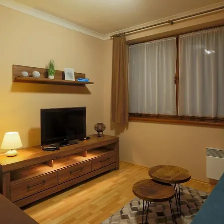 Apartmanovy Dom Fatrapark 1 S Wellness - Hlavna Recepcia 公寓式酒店 鲁容贝罗克