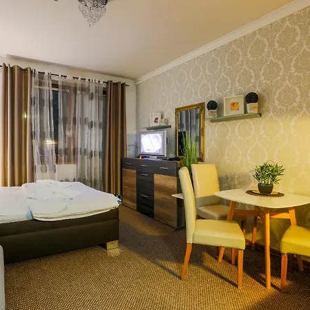 Apartmanovy Dom Fatrapark 1 S Wellness - Hlavna Recepcia Apart Otel