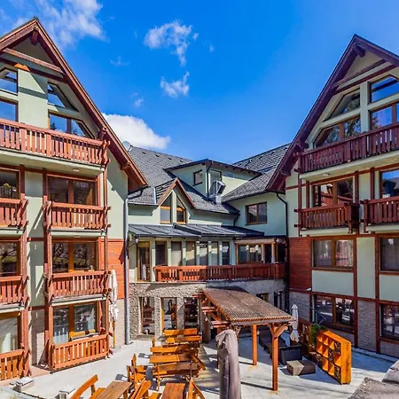 Apartmanovy Dom Fatrapark 1 S Wellness - Hlavna Recepcia Apart Otel