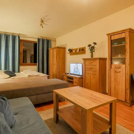 Апарт-отель Apartmanovy Dom Fatrapark 1 S Wellness - Hlavna Recepcia Ружомберок