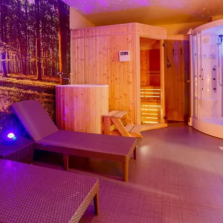 Apartmánový Dom Fatrapark 1 S Wellness - Hlavná Recepcia Apartahotel Ruzomberok