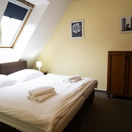 Apartmanovy Dom Fatrapark 1 S Wellness - Hlavna Recepcia 3* 鲁容贝罗克