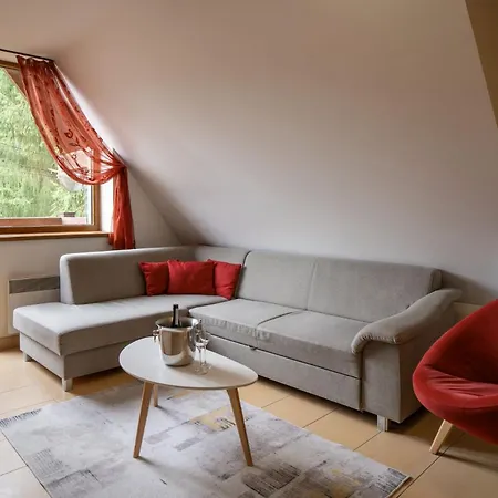 Apartmanovy Dom Fatrapark 1 S Wellness - Hlavna Recepcia Apart Otel Ruzomberok