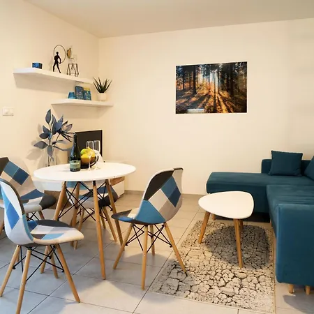 Apartmanovy Dom Fatrapark 1 S Wellness - Hlavna Recepcia Apart Otel 3*