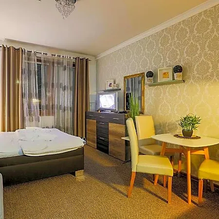 Apartmanovy Dom Fatrapark 1 S Wellness - Hlavna Recepcia Lägenhetshotell Ruzomberok