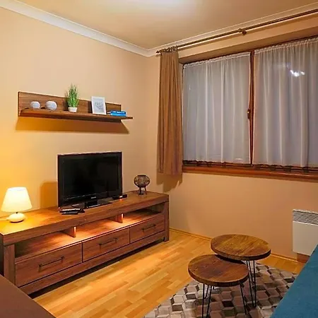Apartmanovy Dom Fatrapark 1 S Wellness - Hlavna Recepcia Lägenhetshotell 3*