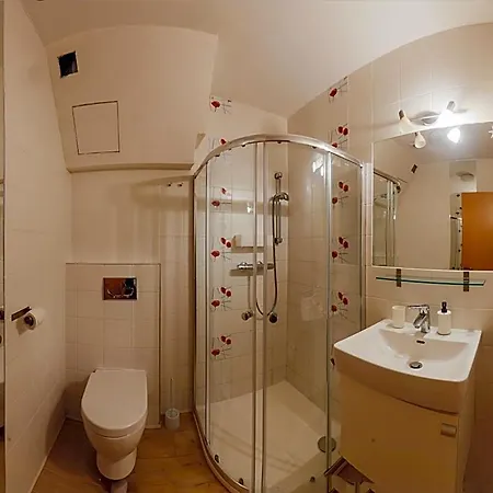 Apartmanovy Dom Fatrapark 1 S Wellness - Hlavna Recepcia Lägenhetshotell 3*