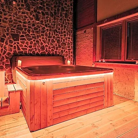 Ξενοδοχείο με διαμερίσματα Apartmanovy Dom Fatrapark 1 S Wellness - Hlavna Recepcia 3*